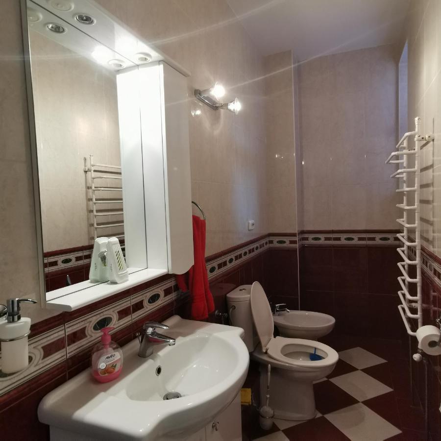 Hotel Vila Angela Felix à Sînmartin Extérieur photo